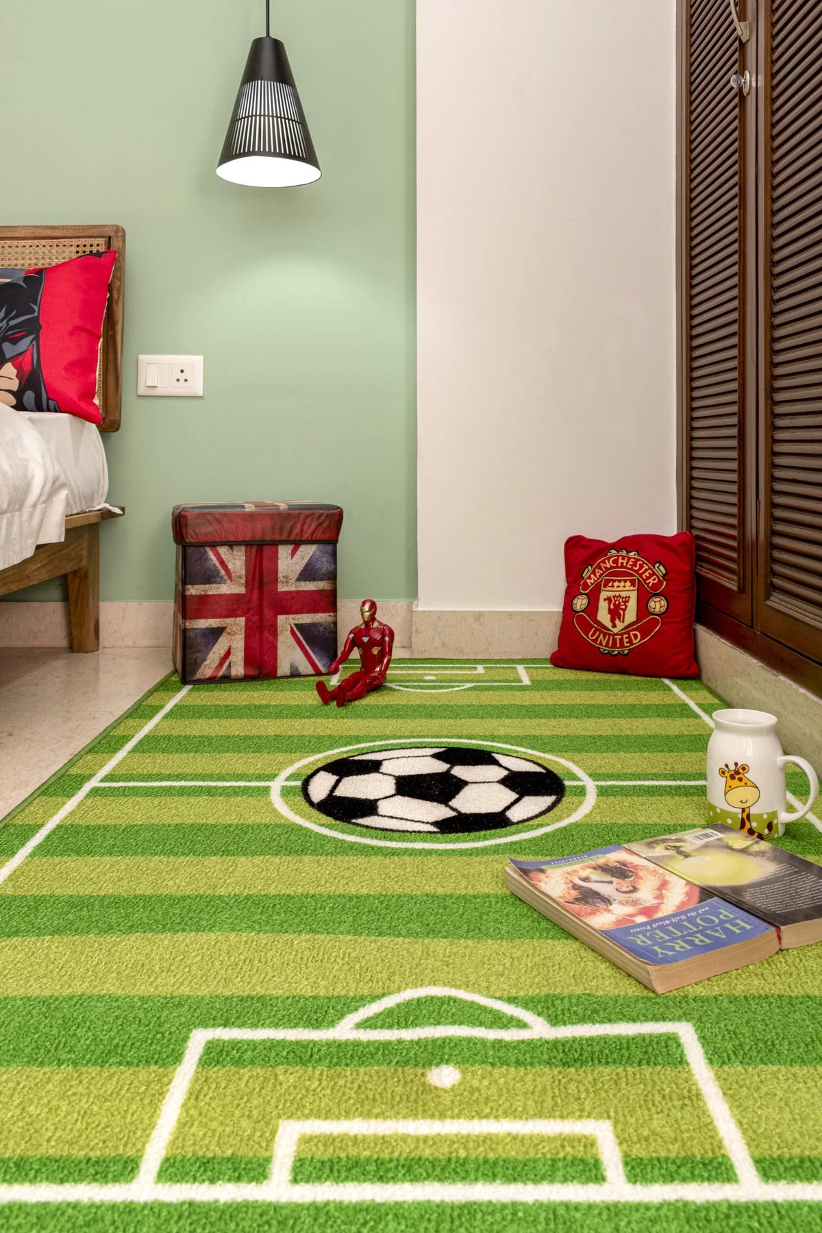 Green 2 ft. 2 in. x 3 ft. Indoor Area Rug with Jute Backing Y7027