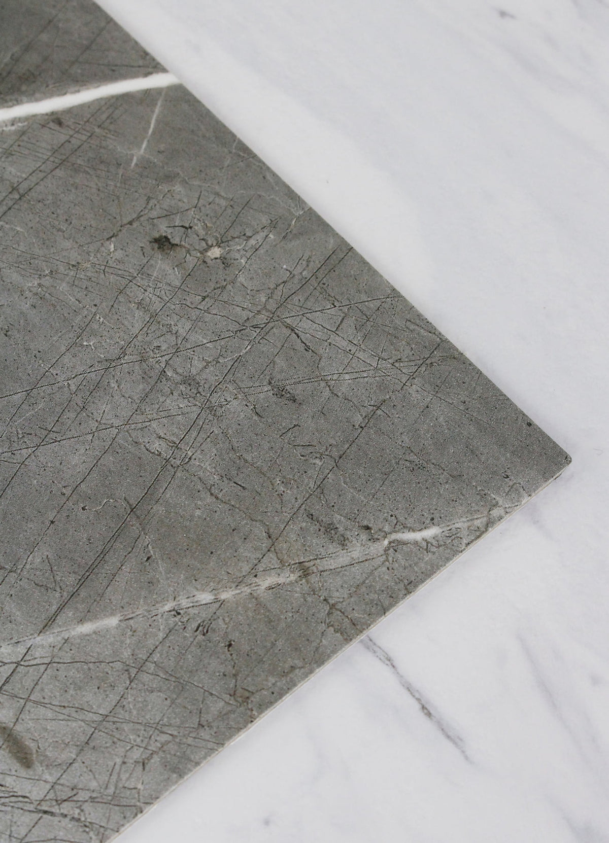 Grey & White Marble Peel & Stick Floor Tiles Y6121