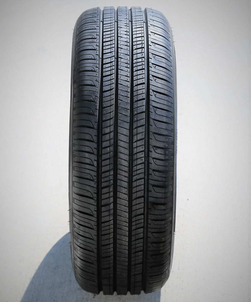 All Season 235/60R18 103H Passenger Tire H839192