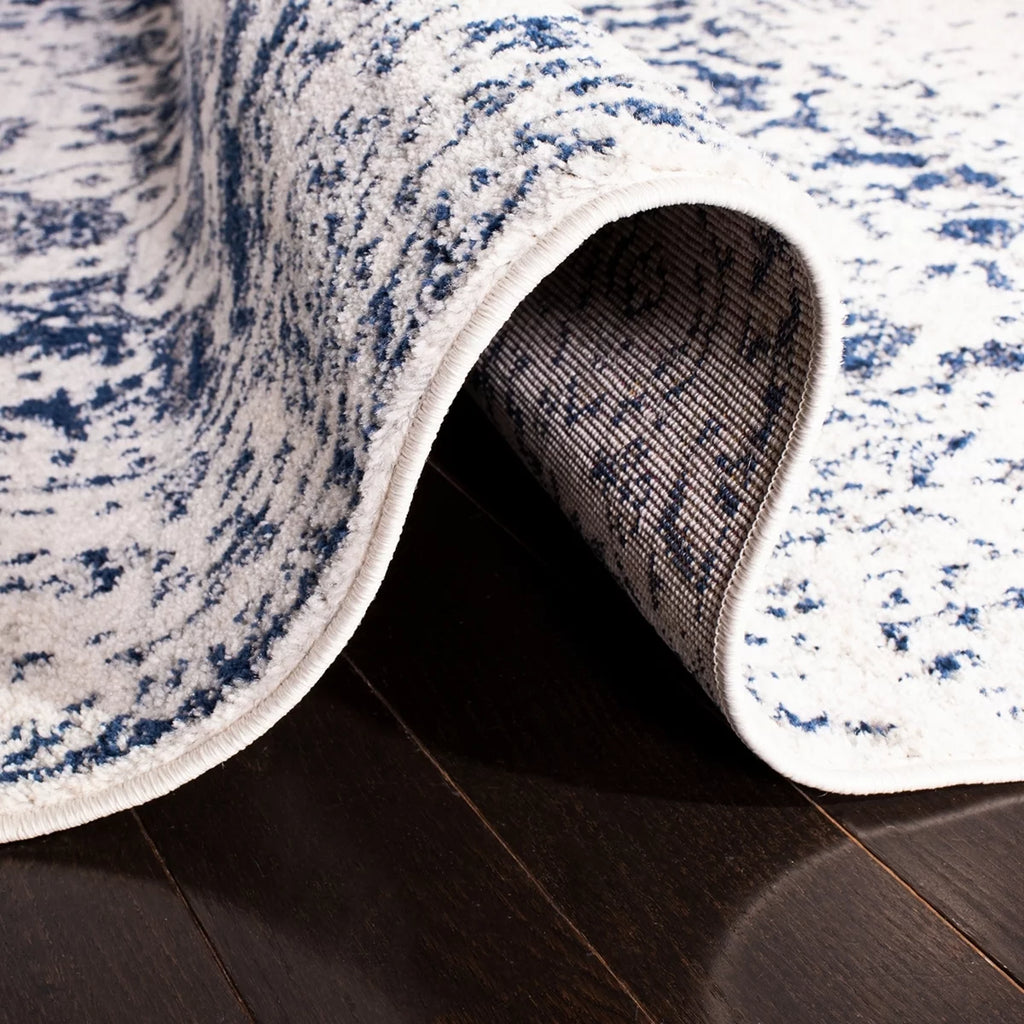 Cream Navy Traditional Runner Rug C275