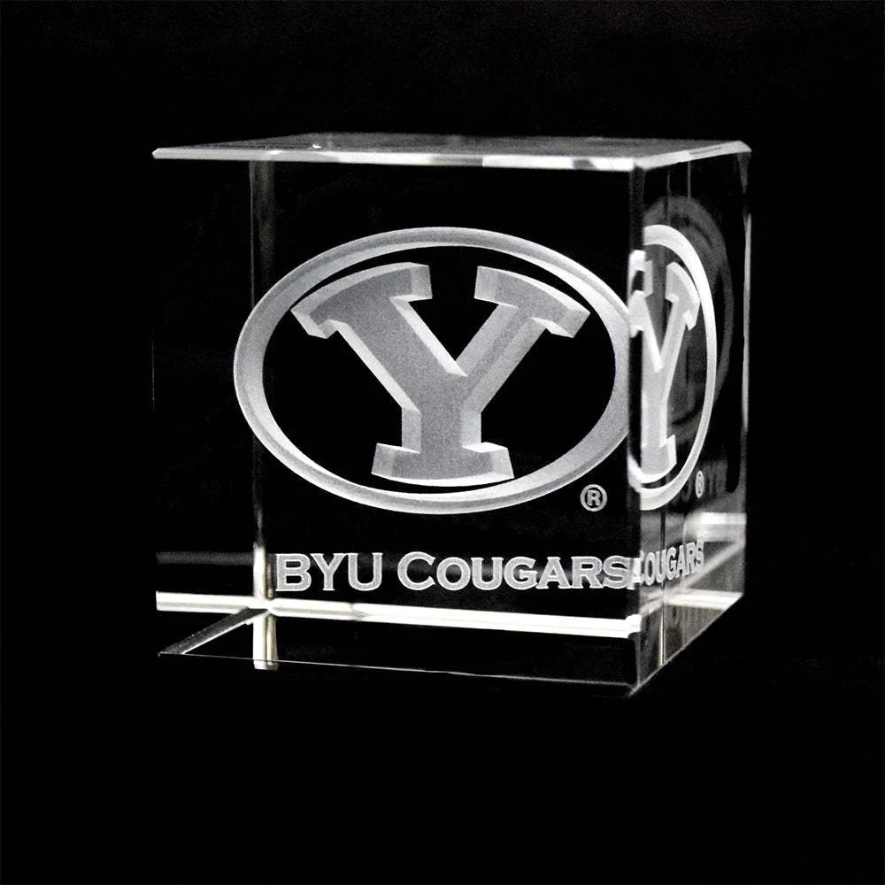 Laser Engraved Crystal Cube S625
