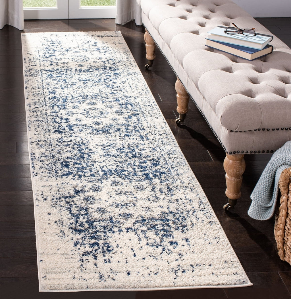 Cream Navy Traditional Runner Rug C275